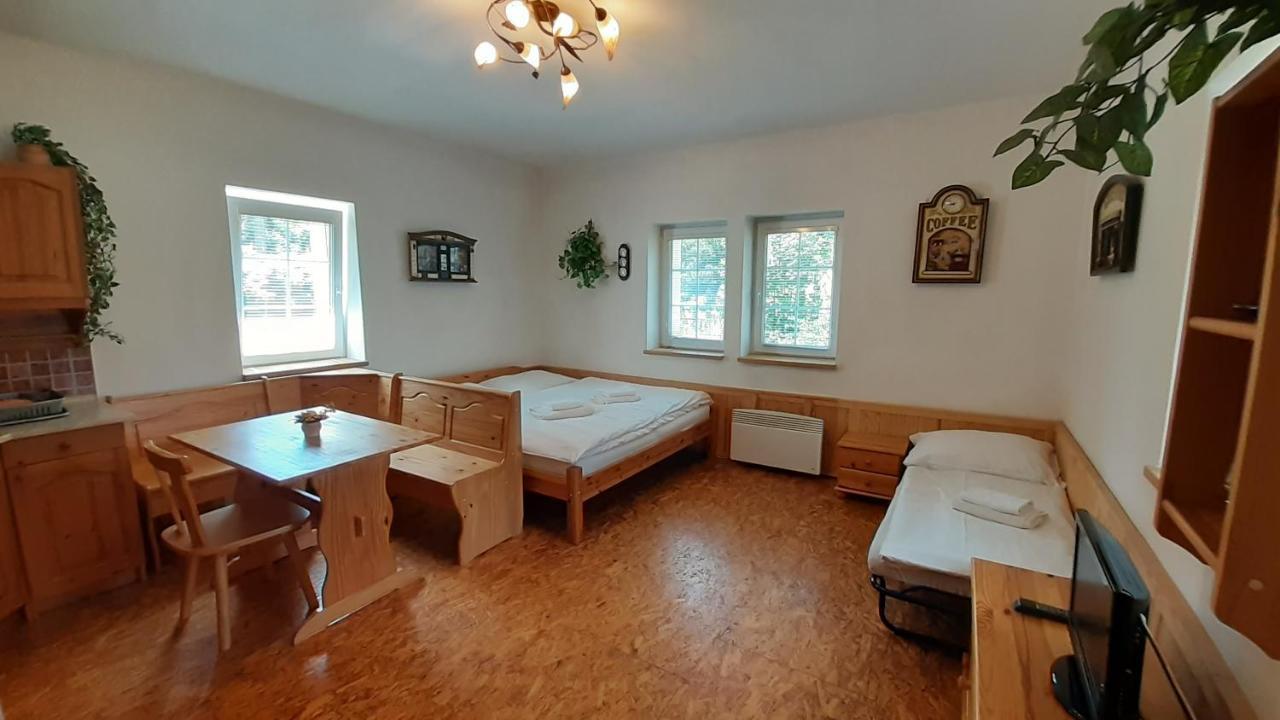 Resort Chribska Apartmany Adri Bagian luar foto